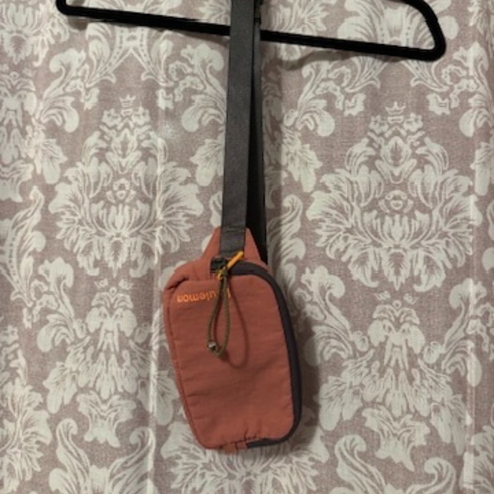 Lululemon Mini Belt Bag